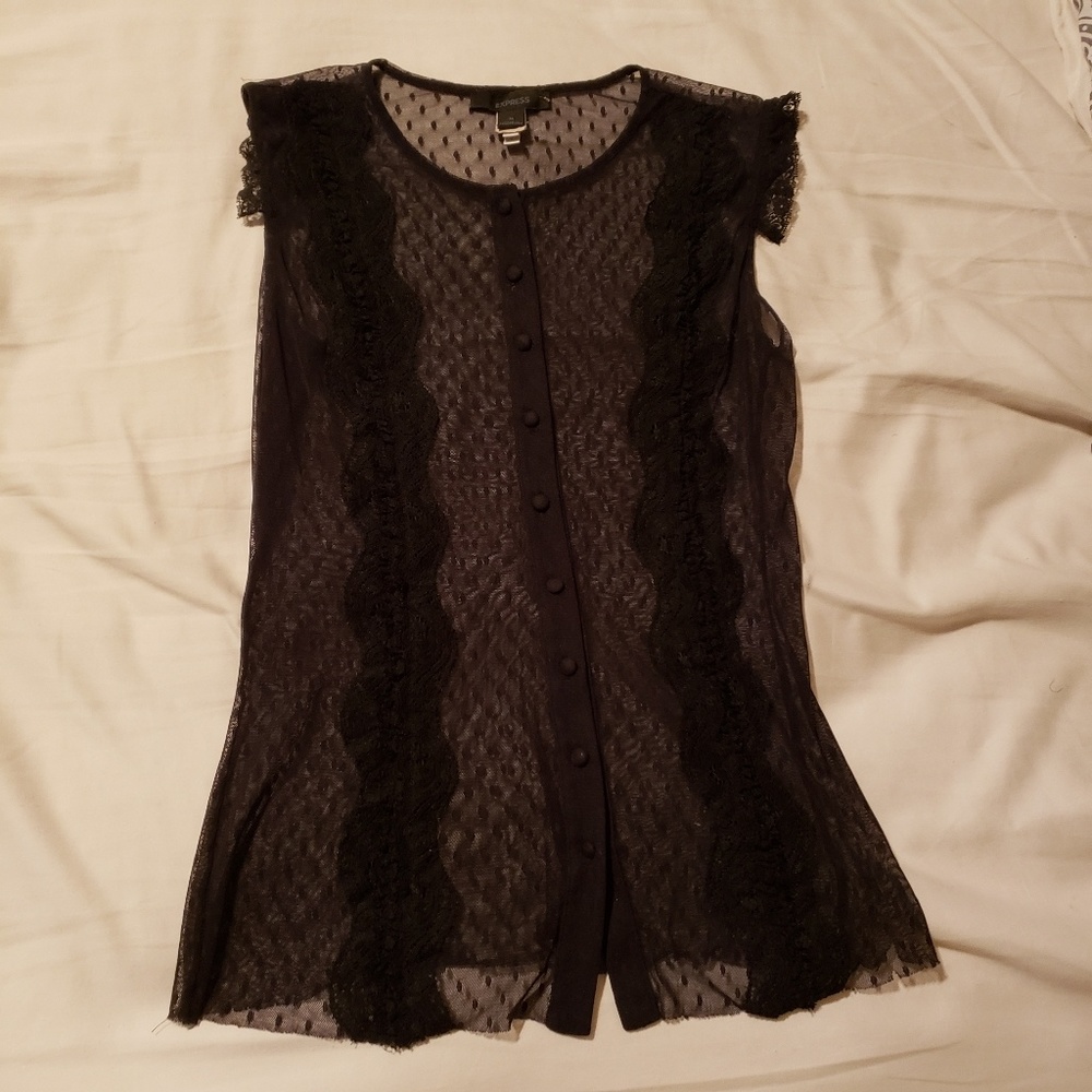 EXPEESS BLOUSE SUZE M